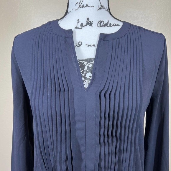 Ann Taylor Petite Navy Blue sheer pleated  long sleeve top size S academia work - Picture 5 of 14